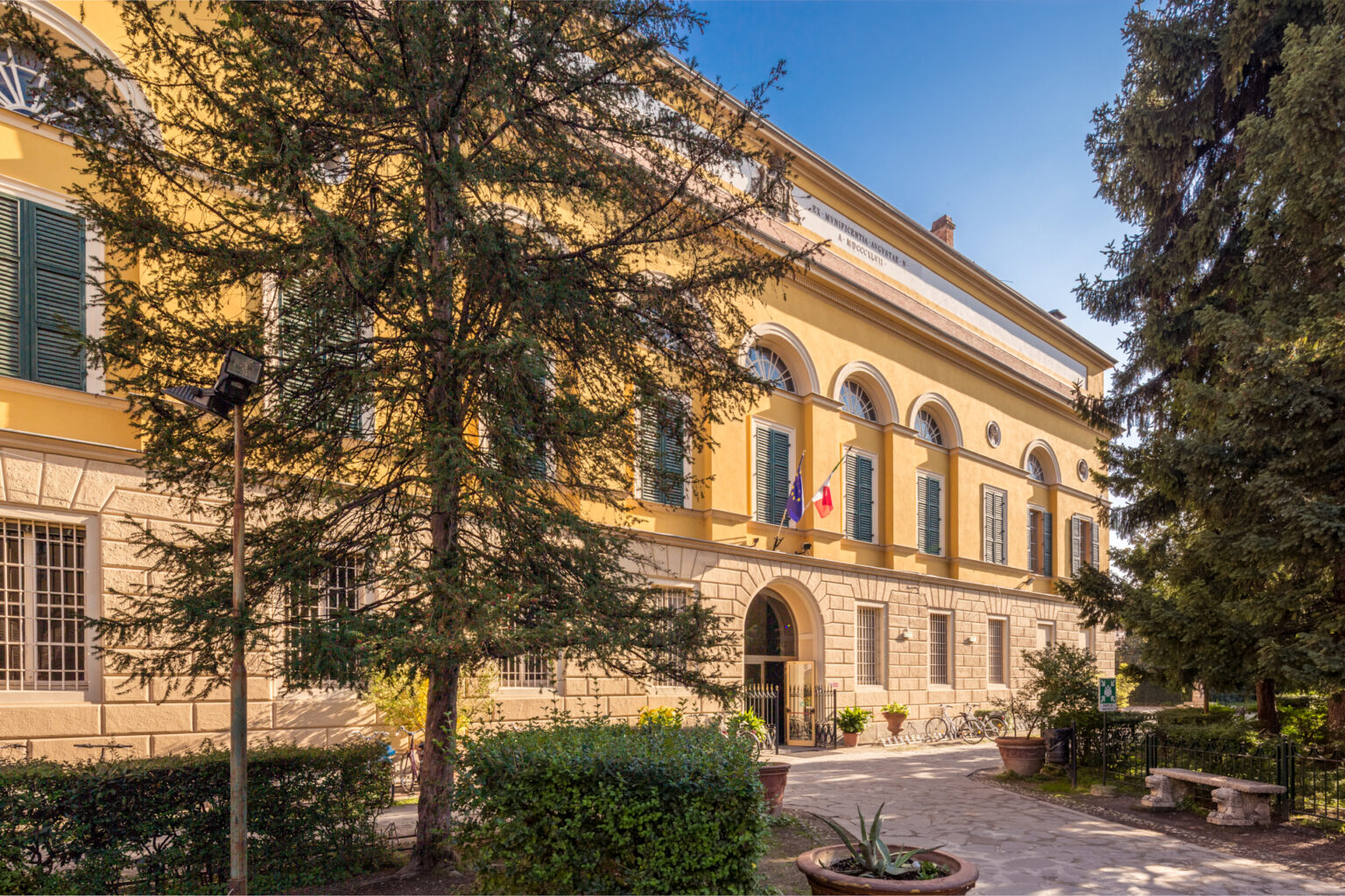 La facciata del Convitto Nazionale Maria Luigia a Parma