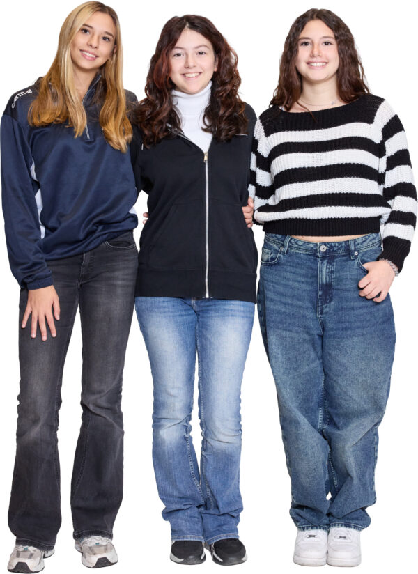 Nicole, Nicole Jennifer & Noemi, III anno · Liceo Classico Europeo